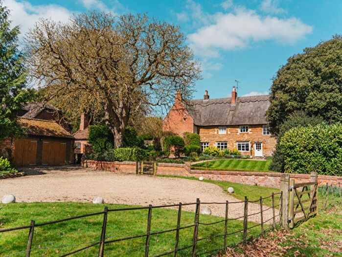 5 Bedroom Detached House For Sale In The Green, Clipston, LE16