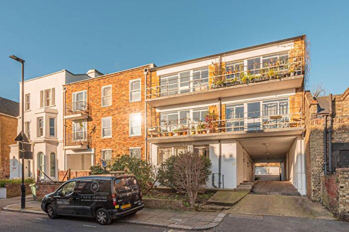 Studio To Rent In Dartmouth Park, Dartmouth Park, London, NW5