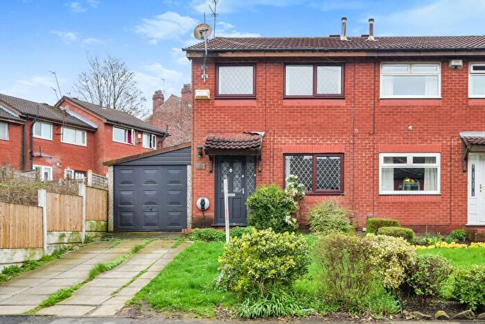 3 Bedroom Semi-Detached House To Rent In Oakworth Street, Manchester, M9