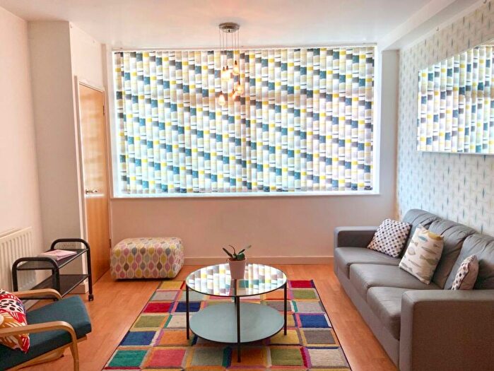 2 Bedroom Apartment To Rent In Portland Road, Portland Square Portland Road, NG7