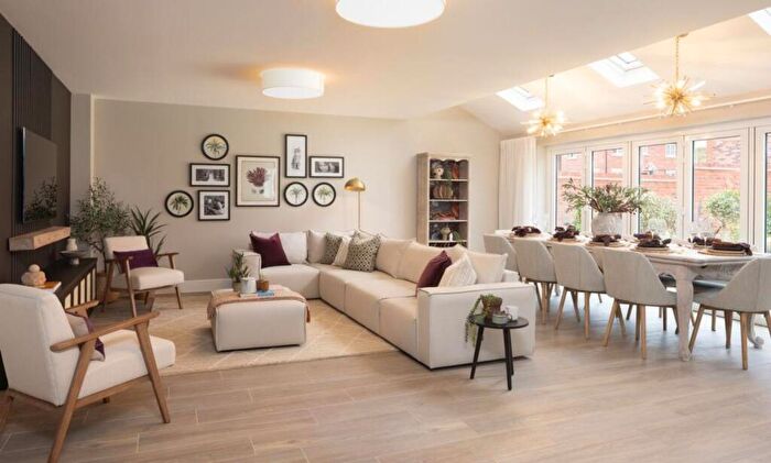 5 Bedroom Detached House For Sale In Lapwing Walk, West Wittering, PO20