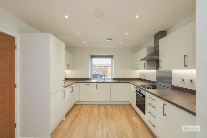 3 Bedroom House To Rent In Bees Drive, Lawrence Weston, Bristol, BS11