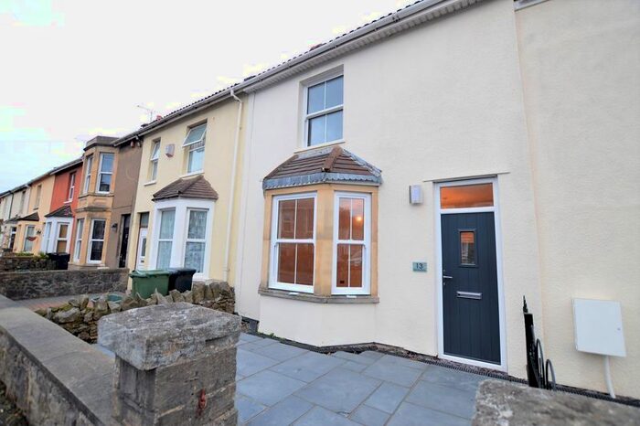 2 Bedroom Flat To Rent In Drove Road, Weston-Super-Mare, BS23