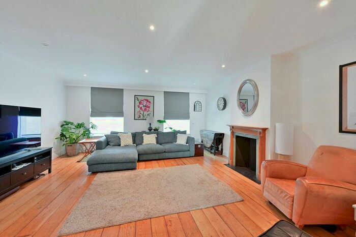 5 Bedroom Terraced House To Rent In Welford Place, Wimbledon Village, London, SW19