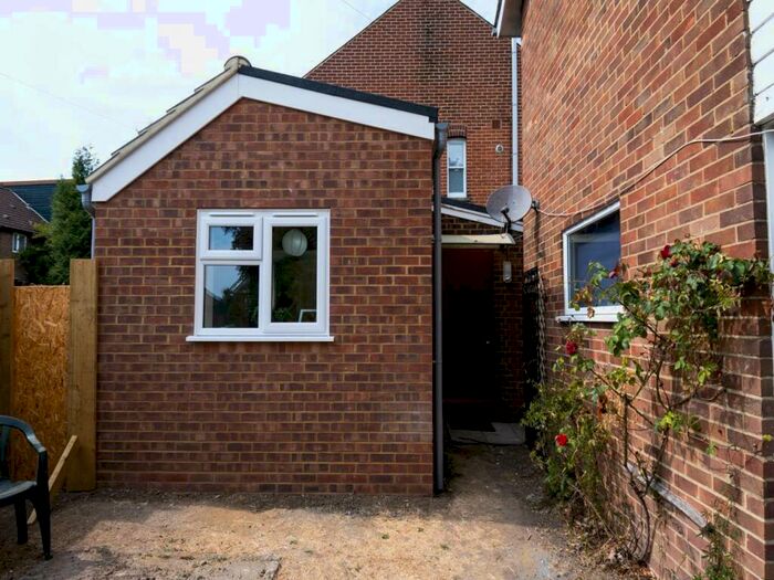 1 Bedroom House To Rent In Beaconsfield Road, Canterbury, Kent, CT2