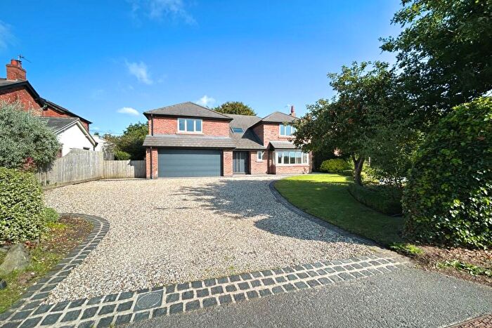 5 Bedroom Detached House For Sale In Goostrey Lane, Cranage, CW4