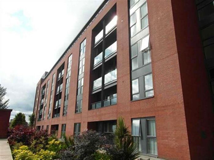 2 Bedroom Apartment To Rent In Quebec Building, Manchester, M3