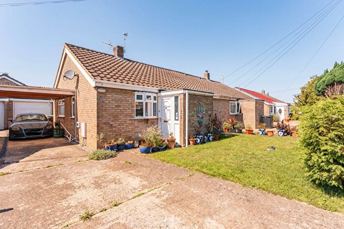 3 Bedroom Semi-Detached Bungalow For Sale In Ash Close, Wymondham, NR18