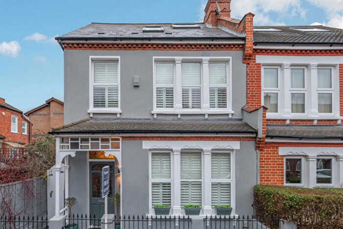 5 Bedroom Semi Detached House For Sale In Westbourne Road, London, SE26