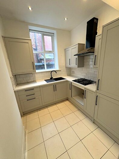2 Bedroom Flat To Rent In Bertram Road, Liverpool, Merseyside, L17