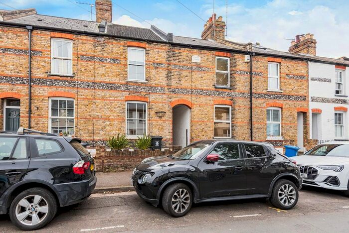 2 Bedroom End Of Terrace House To Rent In Oxford Road, Windsor, SL4