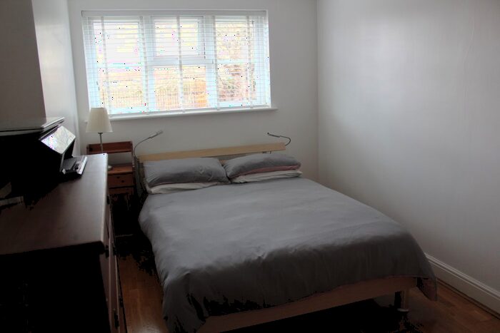 3 Bedroom Semi-Detached House To Rent In Arthur Street, Grays, RM17