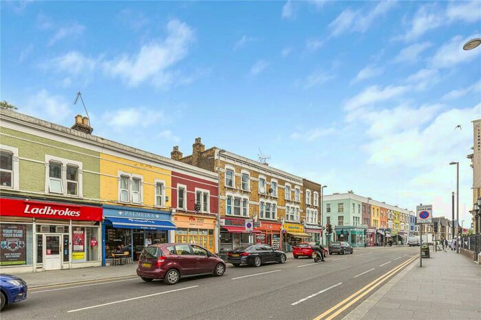 Apartment To Rent In High Road Leyton, London, E10