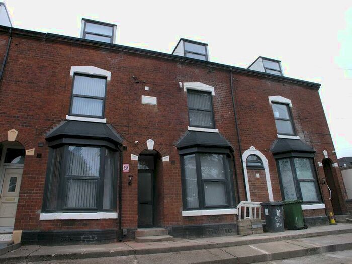 1 Bedroom Flat To Rent In Bewdley Road, Kidderminster, DY11