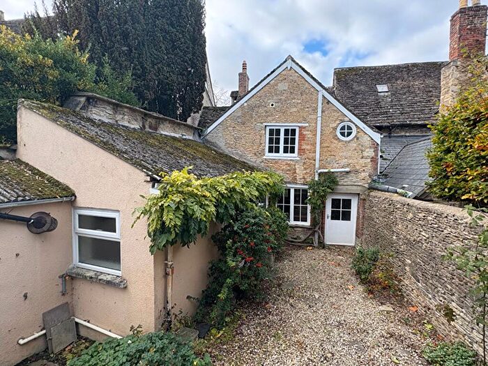 3 Bedroom Terraced House For Sale In Burford Street, Lechlade, Gloucestershire, GL7