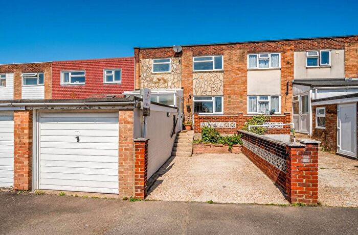 3 Bedroom Terraced House For Sale In Tyrrel Lawn, Havant, Hampshire, PO9