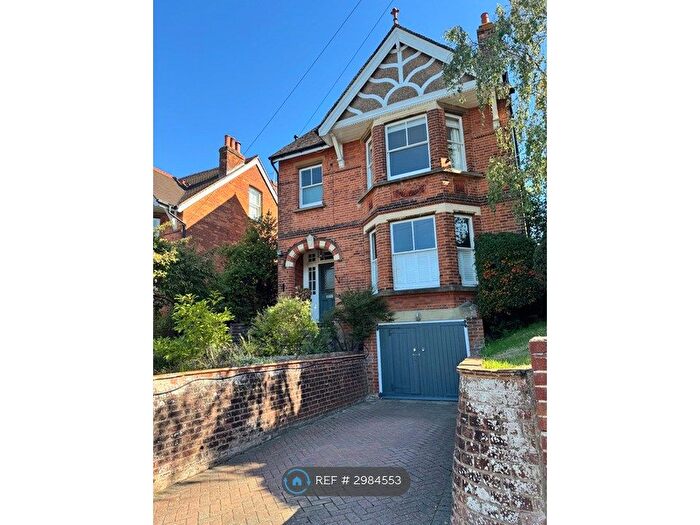 5 Bedroom Detached House To Rent In Deerings Road, Reigate, RH2