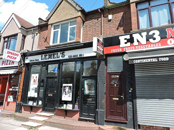 1 Bedroom Flat To Rent In Green Street, Enfield, EN3