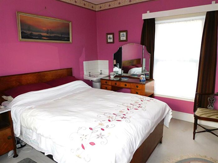 3 Bedroom End Of Terrace House For Sale In Highwell Road, Seaton, EX12