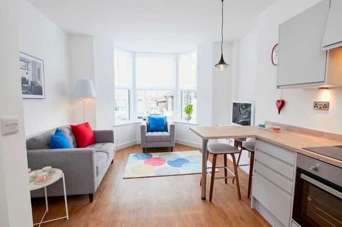 2 Bedroom Flat To Rent In Albert Road, Morecambe, LA4