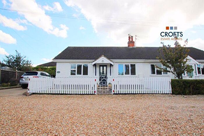 2 Bedroom Bungalow For Sale In Carlton Avenue, Healing, DN41