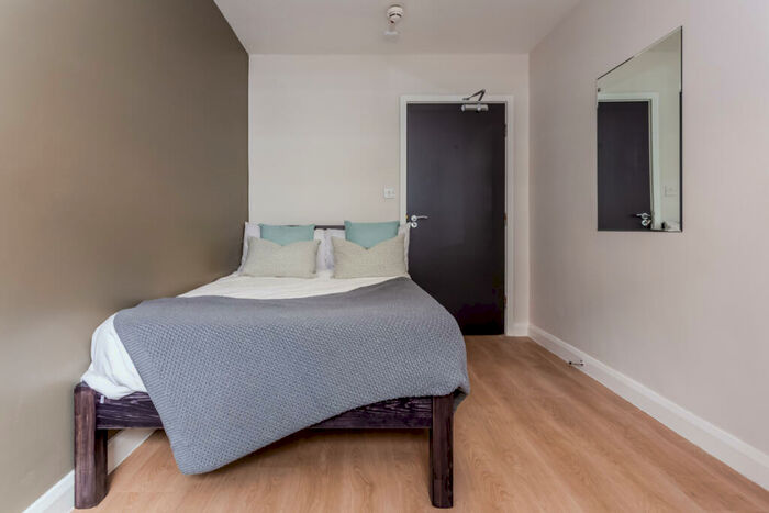 5 Bedroom Property To Rent In Flat, Crossgate Lofts, Durham, DH1