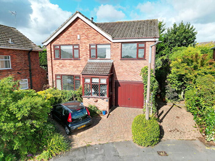 4 Bedroom Detached House For Sale In Yew Tree Avenue, Derby, DE72