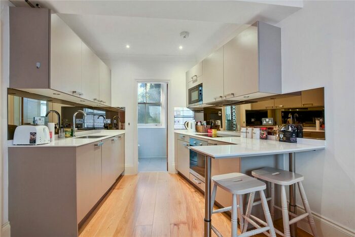 1 Bedroom Flat For Sale In Rupert Street, Soho, W1D