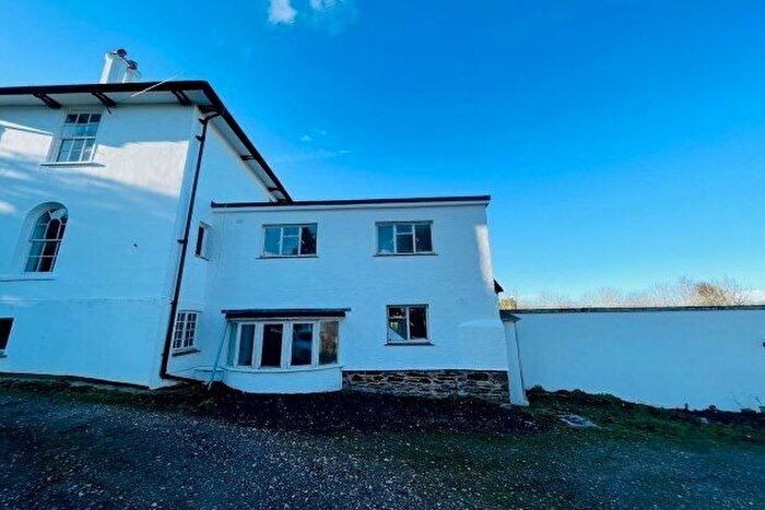 2 Bedroom Property To Rent In ., Totnes, TQ9