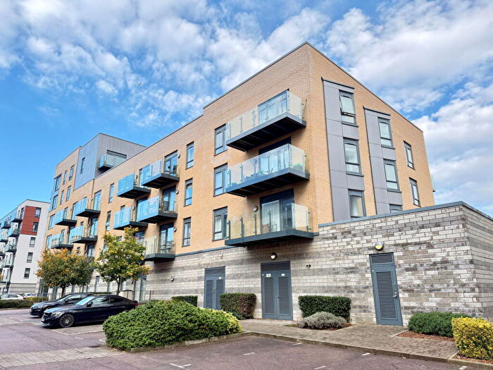 2 Bedroom Apartment For Sale In Riverside Living At Victory Pier - The Boardwalk, Gillingham, ME7
