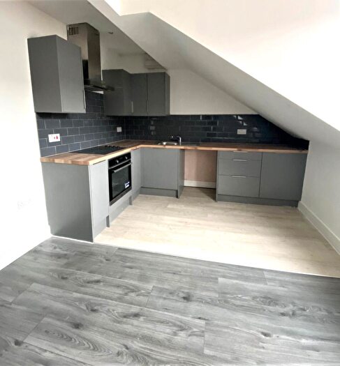 1 Bedroom Apartment To Rent In High Street, Barry, Vale Of Glamorgan, CF62