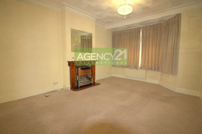 3 Bedroom Terraced House To Rent In St. Albans Ave, East Ham E6