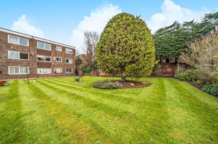 2 Bedroom Flat For Sale In Main Road, Sidcup, DA14