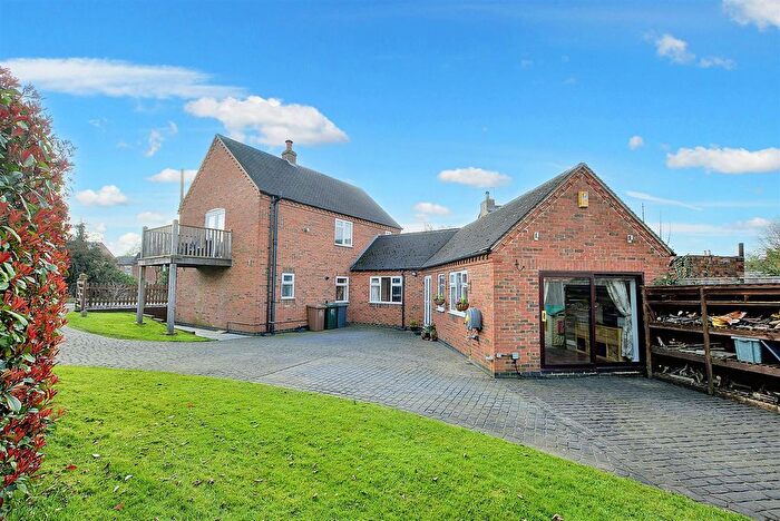 4 Bedroom Detached House For Sale In London Road, Shardlow, Derby, DE72