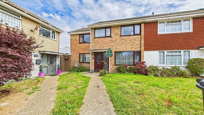 5 Bedroom End Of Terrace House For Sale In Hayley Road, Lancing, BN15