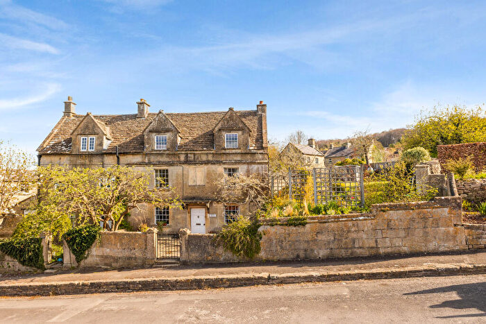 4 Bedroom Semi Detached House For Sale In Hazelbury Hill, Box, SN13