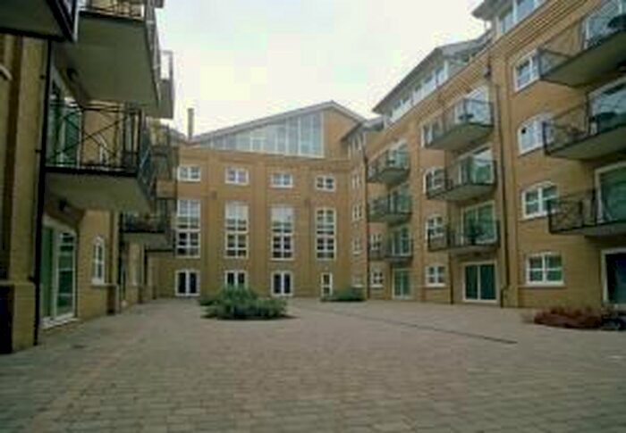 2 Bedroom Flat To Rent In The Grainstore, Western Gateway, London, E16