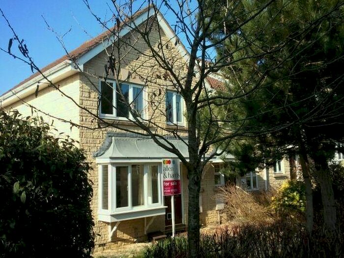 3 Bedroom Property To Rent In Primrose Way, Chippenham, SN14