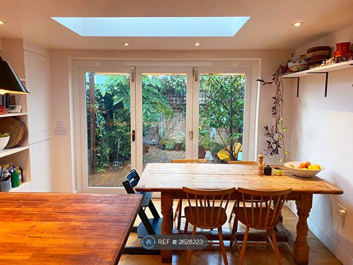 3 Bedroom Terraced House To Rent In Springfield Road, London, E17