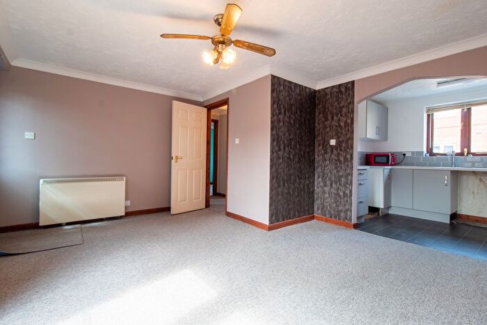 2 Bedroom Flat To Rent In Double Street, Spalding, PE11