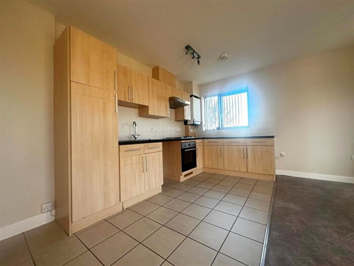 2 Bedroom Flat To Rent In Clarence Row, Gravesend, DA12