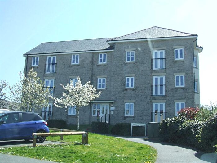 2 Bedroom Flat To Rent In Watkins Way, Bideford, EX39