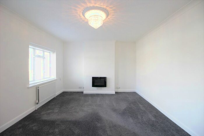 2 Bedroom Flat To Rent In Steynton Avenue, Bexley, DA5