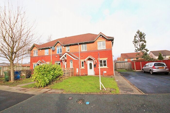 3 Bedroom Semi-Detached House To Rent In Sherwood Drive, Wigan, WN5