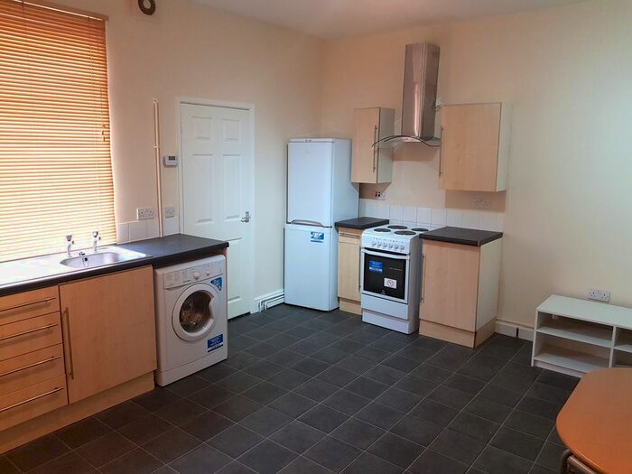 1 Bedroom Flat To Rent In Lynncroft, Eastwood, Nottingham, NG16