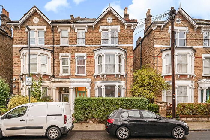 8 Bedroom Terraced House For Sale In Montrell Road, London, SW2