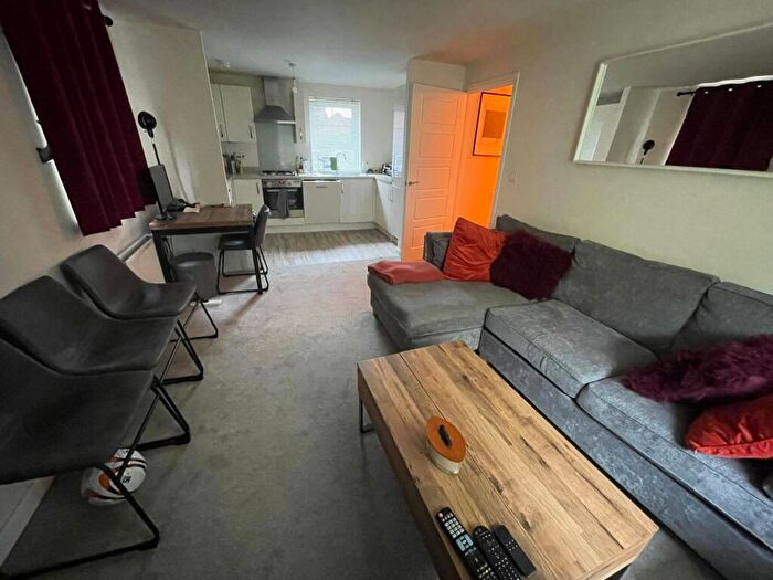 2 Bedroom Flat To Rent In Coventry, CV4