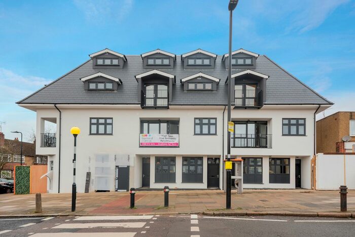 1 Bedroom Flat To Rent In Oldfield Lane North, Greenford, UB6