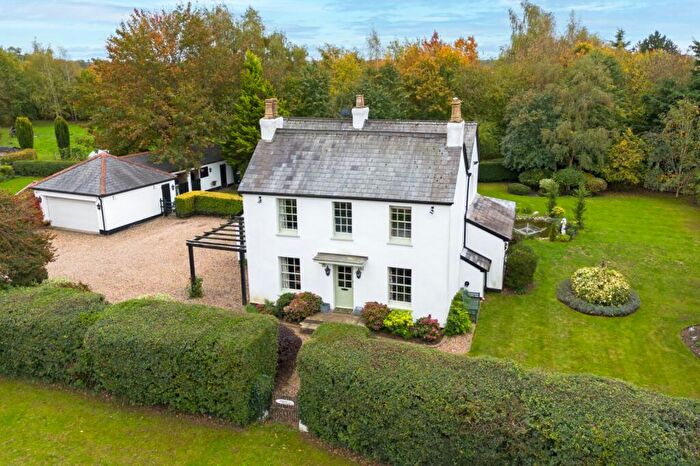 4 Bedroom Detached House For Sale In East End Green, Hertford, SG14
