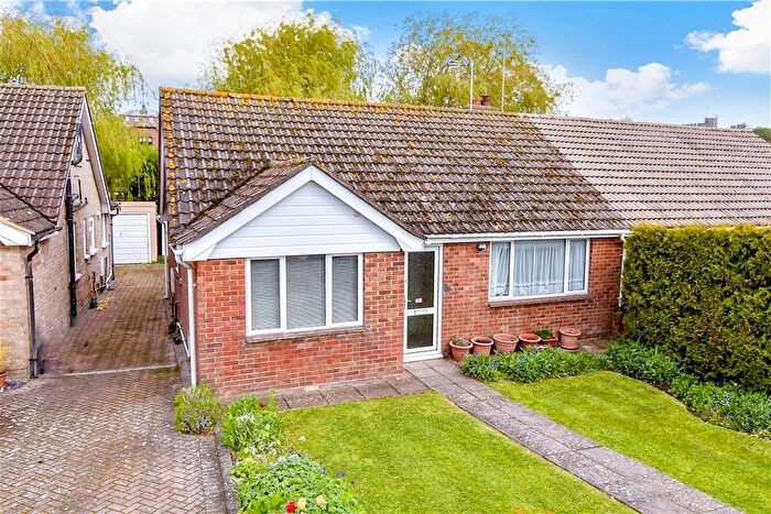 2 Bedroom Semi-Detached Bungalow For Sale In Fitzalan Road, Arundel, West Sussex, BN18